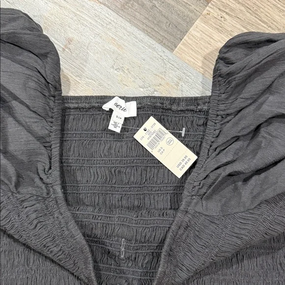 Aerie washed Black Smocked Puff Sleeve Blouse - Picture 3 of 5